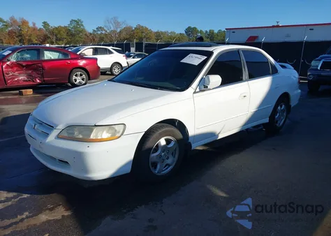 2000 Honda Accord 3.0 Ex from USA, damaged, VIN 1HGCG1657YA101030